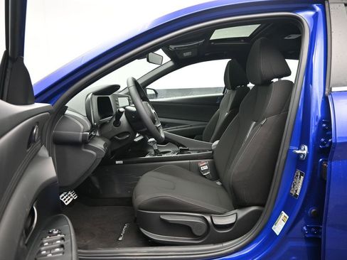 New 2026 Hyundai Elantra SEL Sport Premium FWD image 25