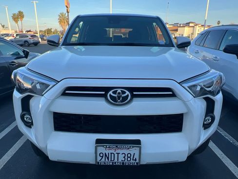 Used 2024 Toyota 4Runner SR5 image 6