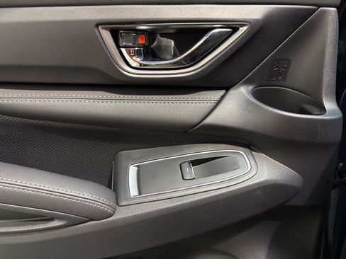 Certified 2025 Subaru Ascent Limited image 31