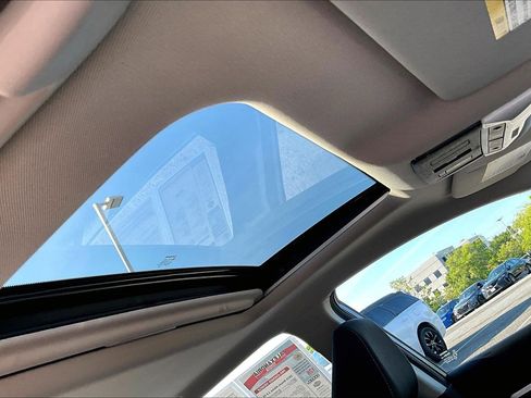 Used 2023 Nissan Altima 2.5 SV w/ SV Premium Package AWD/4WD image 21