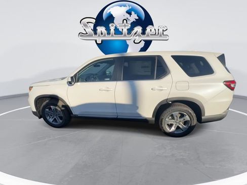 New 2025 Honda Pilot EX-L image 6