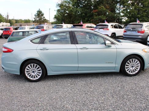 Used 2014 Ford Fusion SE w/ Equipment Group 502A FWD image 6