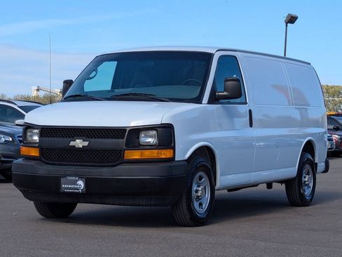 Used 2004 Chevrolet Express 1500 RWD image 8