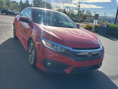 Used 2016 Honda Civic EX-T image 5
