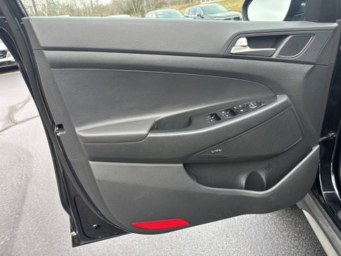 Used 2021 Hyundai Tucson Sport w/ Cargo Package image 6