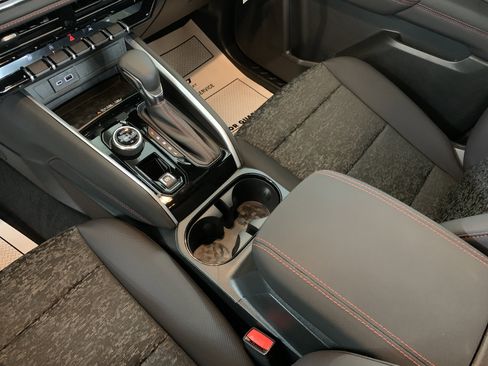 New 2025 Chevrolet Colorado Z71 w/ Technology Package image 29