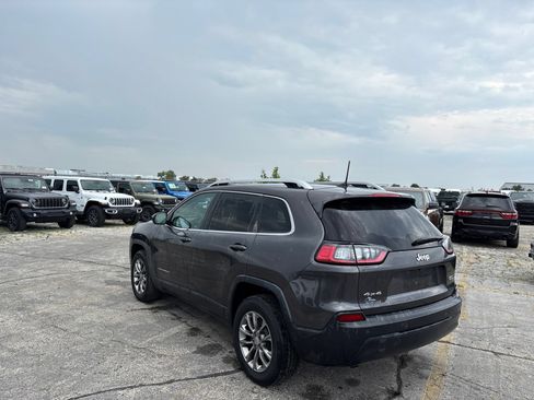 Used 2019 Jeep Cherokee Latitude Plus w/ Comfort/Convenience Group AWD/4WD image 8