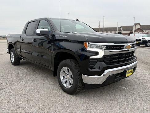 New 2026 Chevrolet Silverado 1500 LT image 3