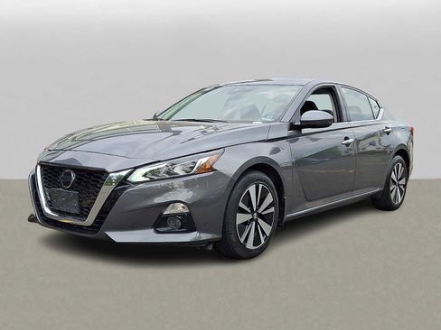 Used 2020 Nissan Altima 2.5 SV AWD/4WD image 1