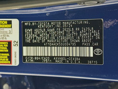 Used 2025 Toyota Camry SE w/ Multimedia Upgrade Package image 12