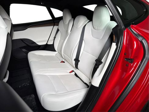 Used 2023 Tesla Model S Standard Range AWD/4WD image 10