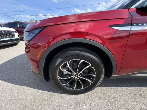 New 2026 Lincoln Nautilus Premier AWD/4WD image 10