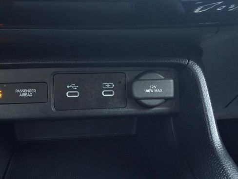 Used 2025 Honda Civic Sport image 13