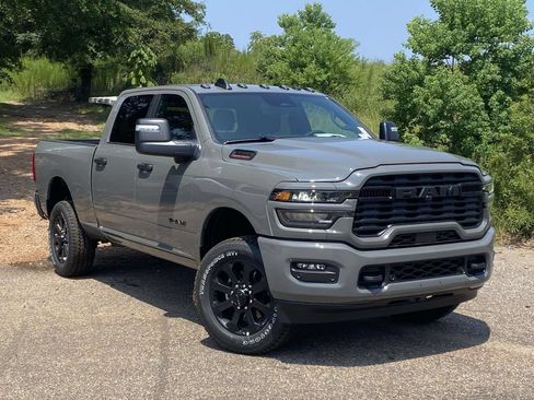 New 2026 RAM 2500 Big Horn AWD/4WD image 32