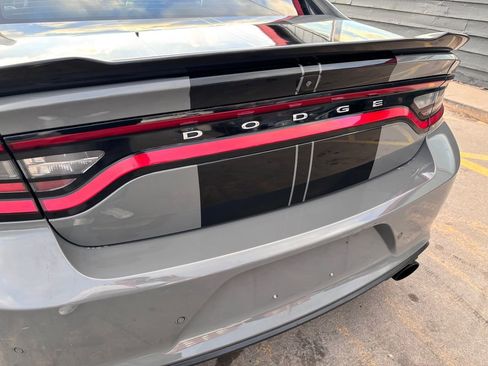 Used 2018 Dodge Charger R/T Scat Pack image 26