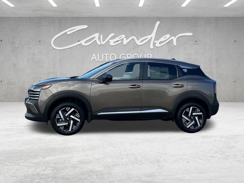 New 2026 Nissan Kicks SV FWD image 14