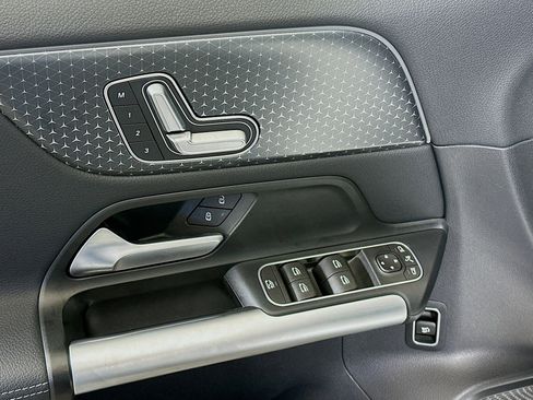 Used 2024 Mercedes-Benz GLA 250 GLA 250 image 15