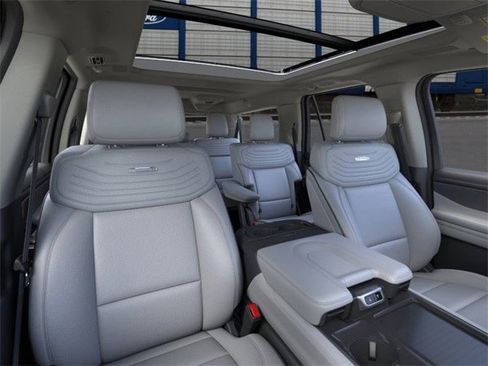 New 2025 Ford Expedition Max Platinum w/ Platinum Ultimate Package image 10