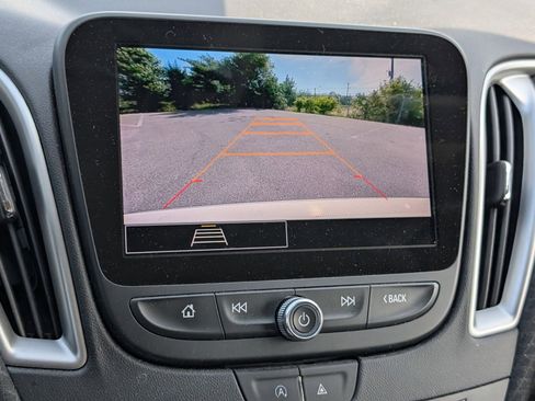 Used 2023 Chevrolet Malibu LT image 10