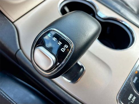 Used 2015 Jeep Grand Cherokee Summit AWD/4WD image 17
