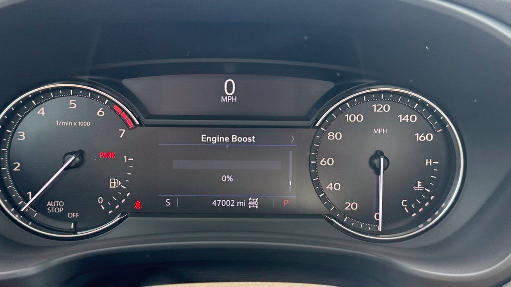 Used 2019 Cadillac XT4 Premium Luxury w/ Driver Assist Package AWD/4WD image 22