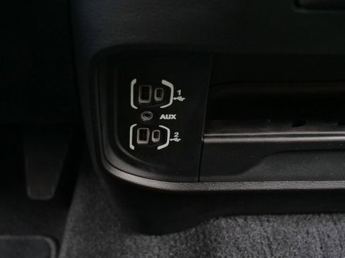 Used 2023 RAM 3500 Tradesman image 17