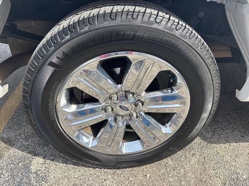 Used 2018 Ford F150 Lariat RWD image 11