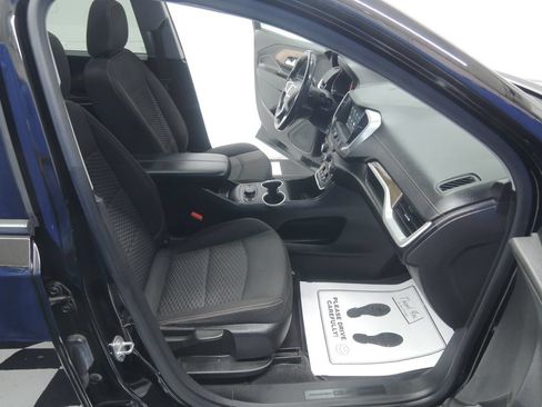 Used 2019 GMC Terrain SLE w/ Driver Convenience Package FWD image 32