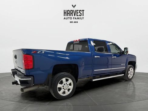 Used 2019 Chevrolet Silverado 2500 LTZ w/ Duramax Plus Package AWD/4WD image 7