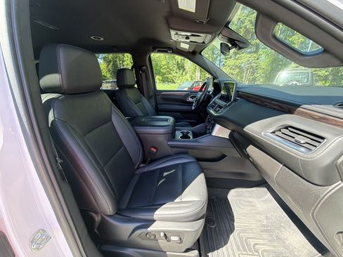 Used 2021 Chevrolet Tahoe LT AWD/4WD image 19