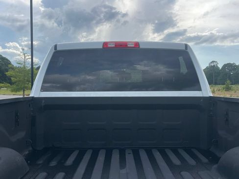 Used 2024 RAM 2500 Tradesman w/ Chrome Appearance Group AWD/4WD image 21