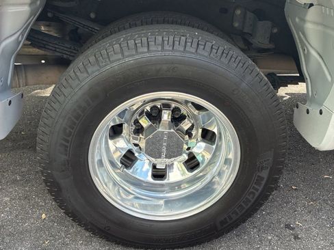 Used 2024 GMC Sierra 3500 Denali Ultimate image 12