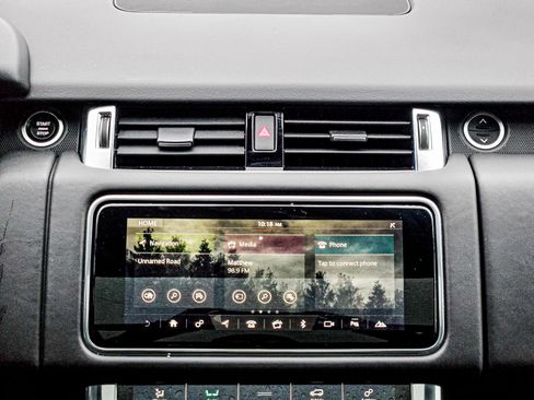 Used 2022 Land Rover Range Rover Sport HST image 17