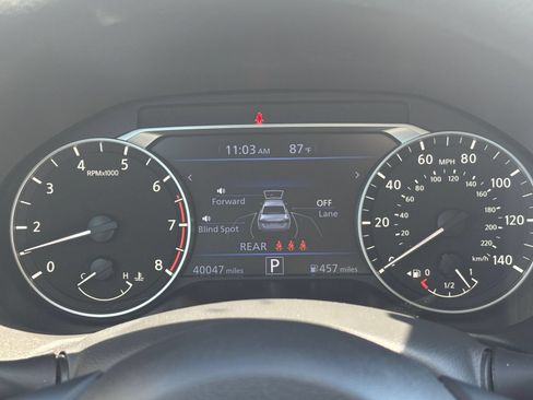 Used 2025 Nissan Altima 2.5 SV FWD image 37