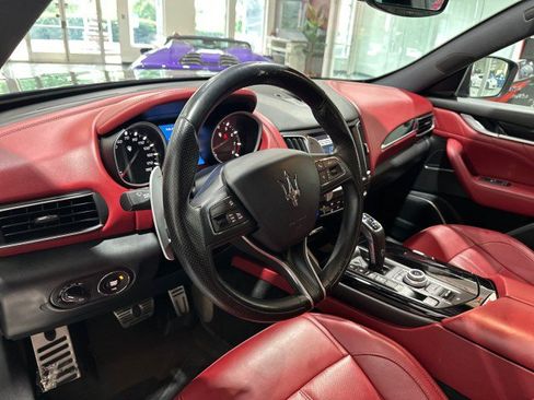 Used 2019 Maserati Levante GranSport AWD/4WD image 39