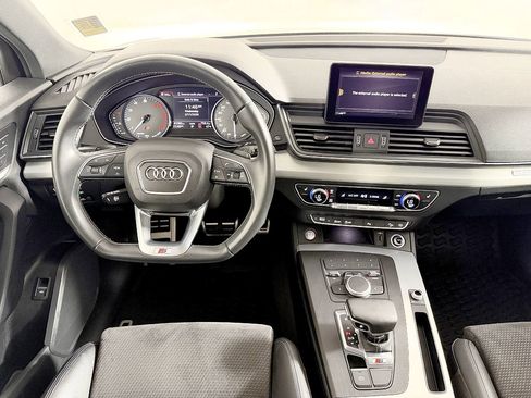 Used 2020 Audi SQ5 Premium w/ Convenience Package image 59