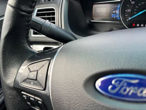 Used 2016 Ford Explorer Limited image 42