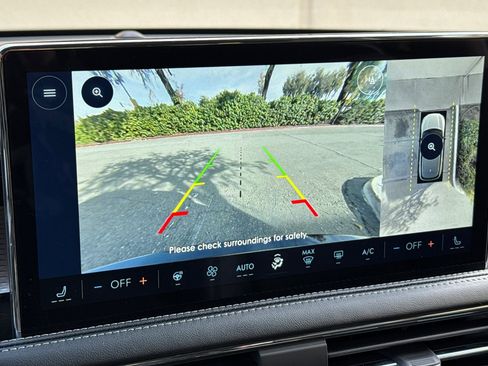 Used 2025 Lincoln Corsair Grand Touring w/ Equipment Group 301A image 19