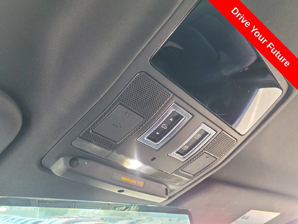 Used 2023 Land Rover Defender 110 X AWD/4WD image 17