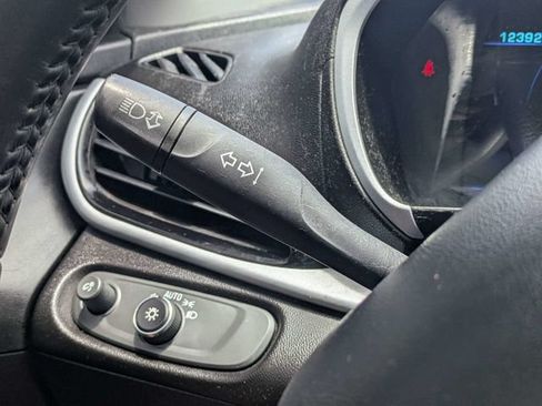 Used 2017 Chevrolet Volt LT FWD image 24