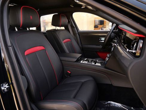 Certified 2022 Rolls-Royce Ghost Black Badge image 35