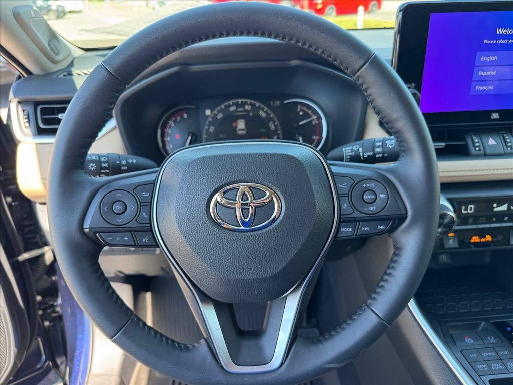 Used 2025 Toyota RAV4 XLE Premium w/ Weather Package AWD/4WD image 21