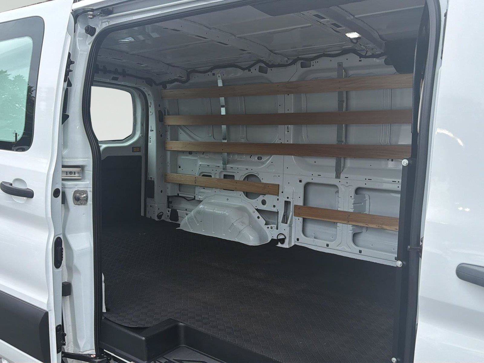 Used 2025 Ford Transit 250 Low Roof w/ Exterior Upgrade Package RWD image 29