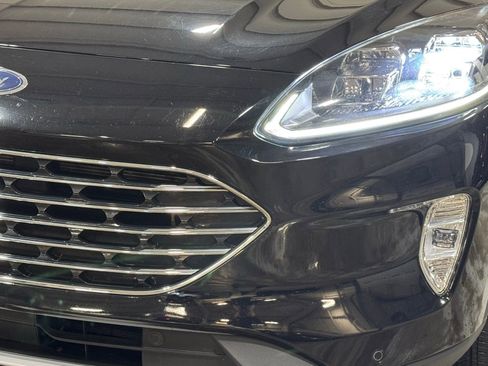 Used 2022 Ford Escape Titanium w/ Titanium Premium Package FWD image 58