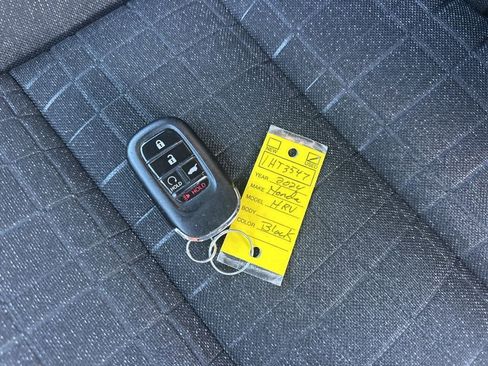 Used 2024 Honda HR-V Sport image 32