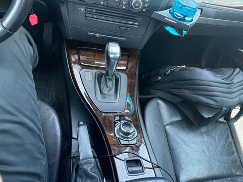 Used 2013 BMW 328i Convertible RWD image 9
