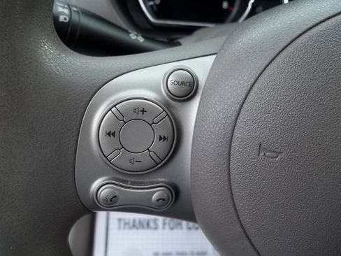 Used 2013 Nissan Versa SV w/ Convenience Pkg image 18