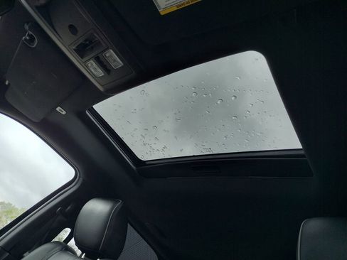 Used 2017 RAM 1500 Limited AWD/4WD image 6