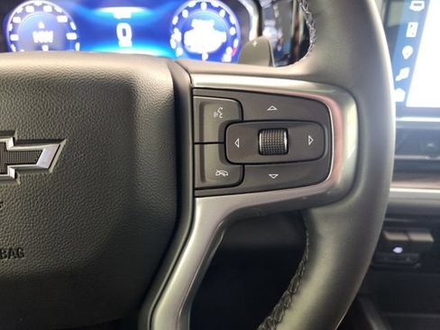 Used 2025 Chevrolet Silverado 1500 RST AWD/4WD image 32