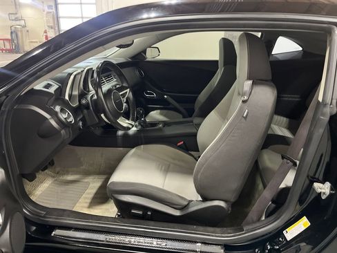 Used 2010 Chevrolet Camaro LT image 27